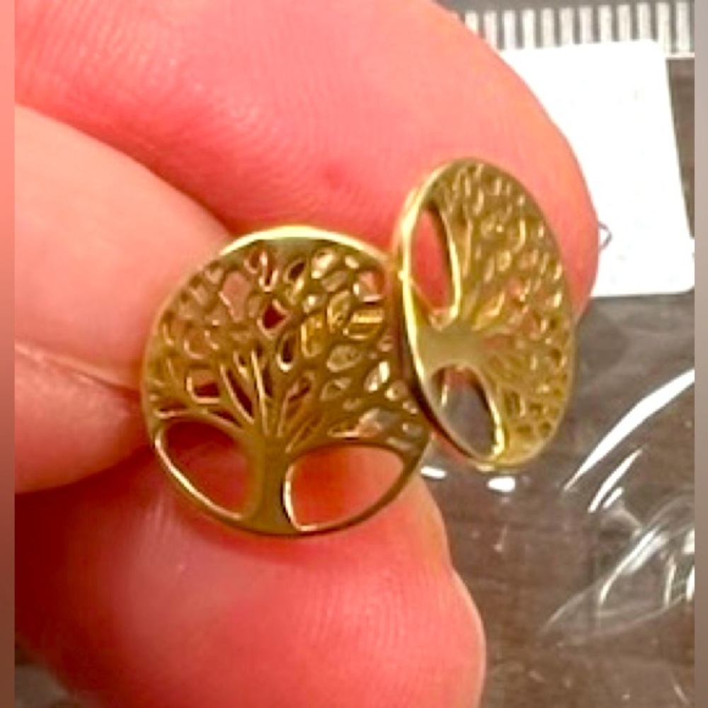 18k gold earrings